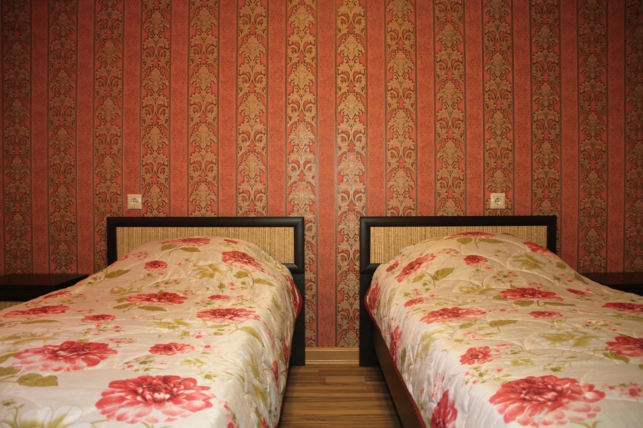 Guest House Vzgorye Gagra Exterior foto